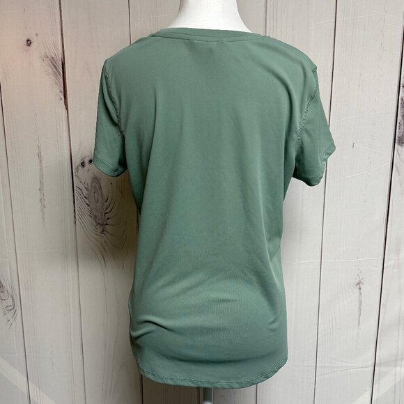 Eddie Bauer Women’s Graphic Performance T-Shirt Green Size Medium EUC - Picture 4 of 10